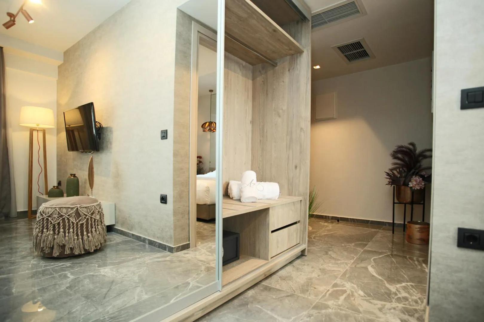 Athinais Luxury Apartments Hanioti Exterior photo