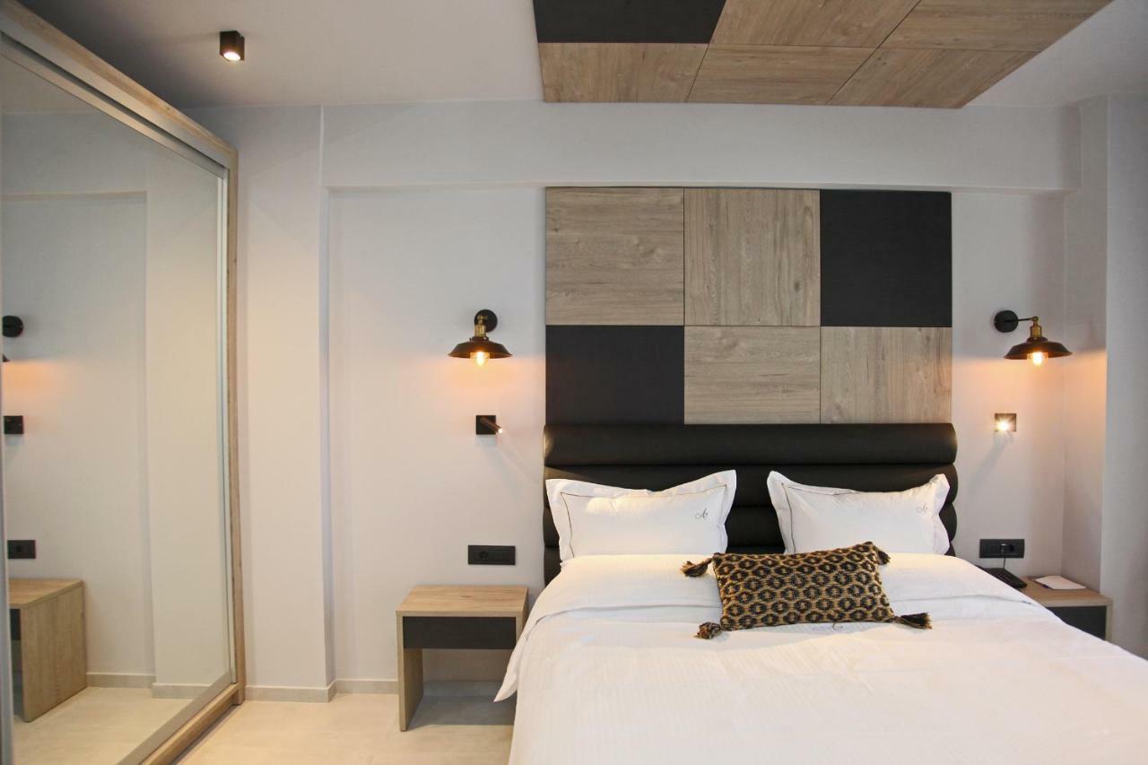 Athinais Luxury Apartments Hanioti Exterior photo